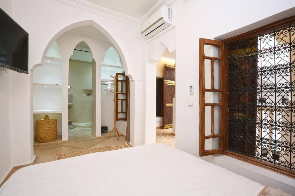 Riad El Khir En Centre Ville Rooftop Et Bassin Marrakesz Zewnętrze zdjęcie