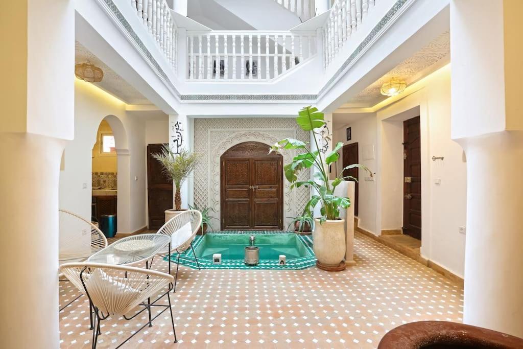 Riad El Khir En Centre Ville Rooftop Et Bassin Marrakesz Zewnętrze zdjęcie