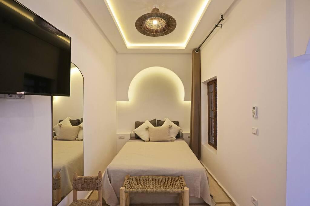 Riad El Khir En Centre Ville Rooftop Et Bassin Marrakesz Zewnętrze zdjęcie
