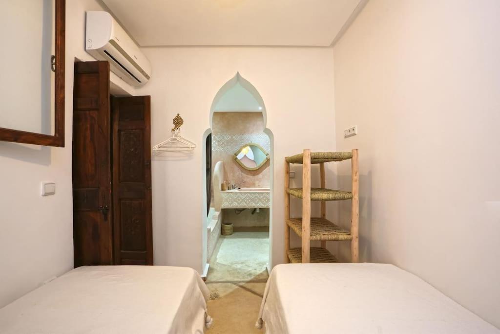 Riad El Khir En Centre Ville Rooftop Et Bassin Marrakesz Zewnętrze zdjęcie